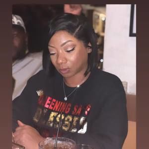 Meet your Posher, Quintina